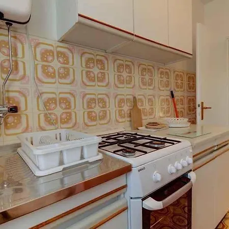 Apartament Near In 15032